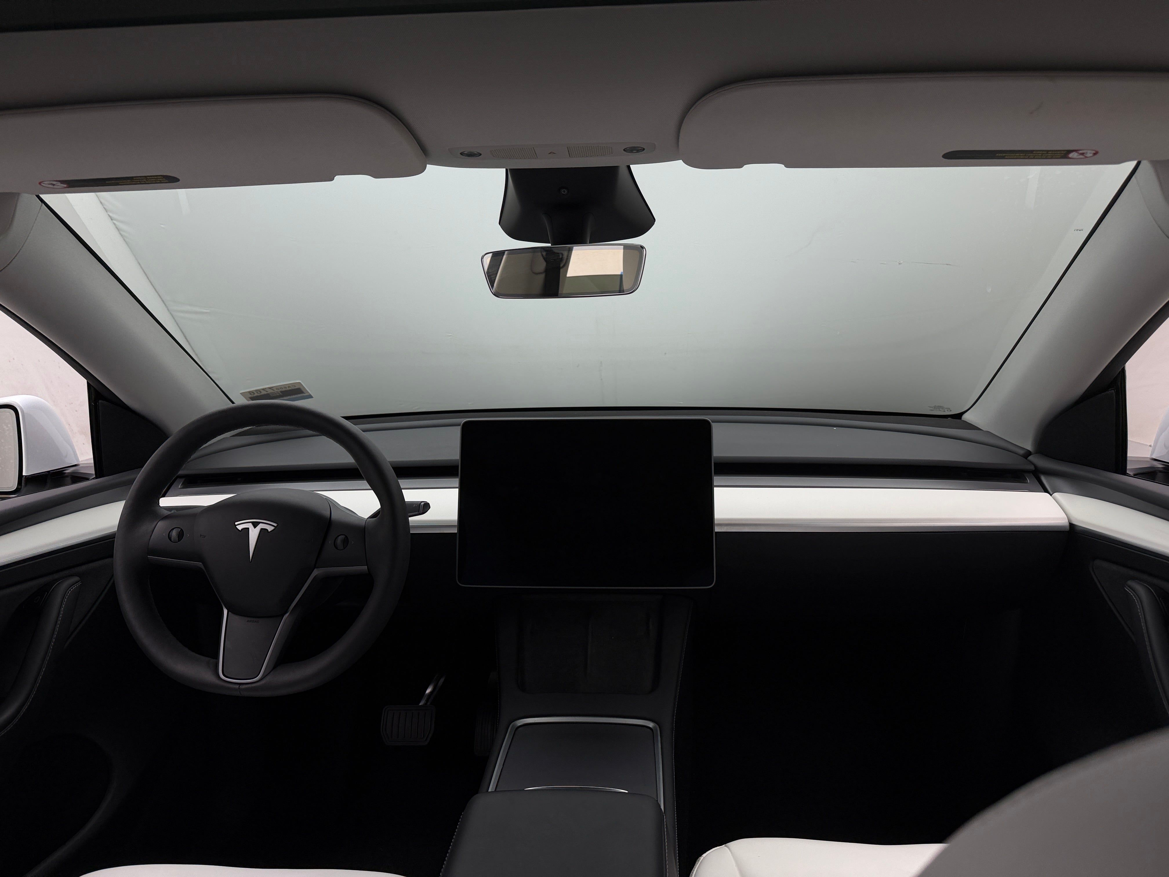 tesla model y 2025 7SAYGDED2SF225044 image tesla model y 2025 7SAYGDED2SF225044 image